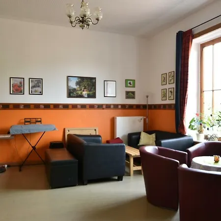 Herberge Orange-3